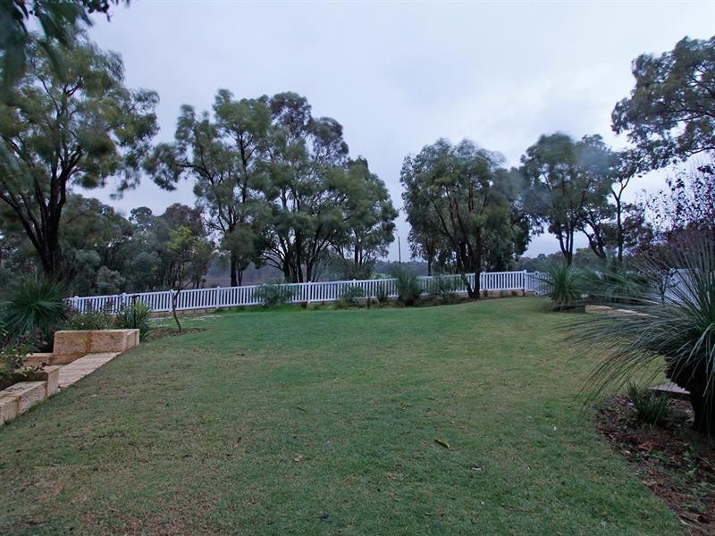 2018 Chittering Road, Lower Chittering WA 6084