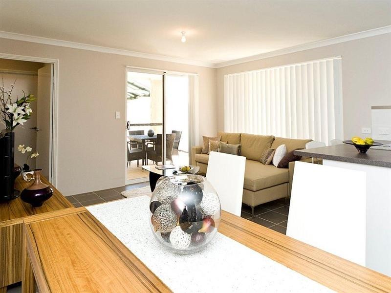 2/57 Fourth Avenue, Bassendean WA 6054