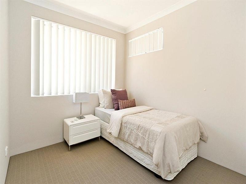 2/57 Fourth Avenue, Bassendean WA 6054