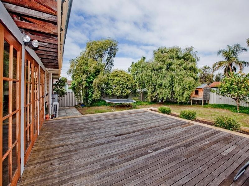 469 The Strand, Dianella WA 6059