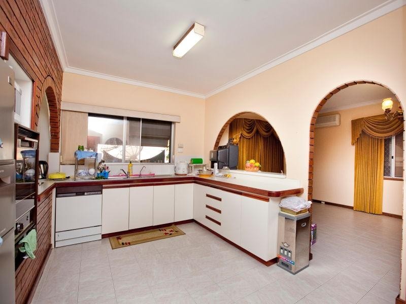 410 Alexander Drive, Dianella WA 6059