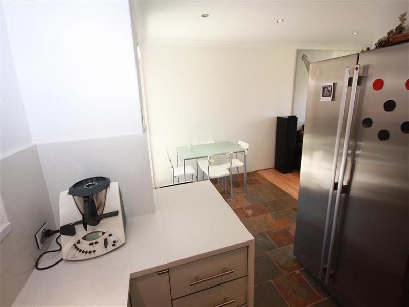 4 Knoll Place, Kiara WA 6054