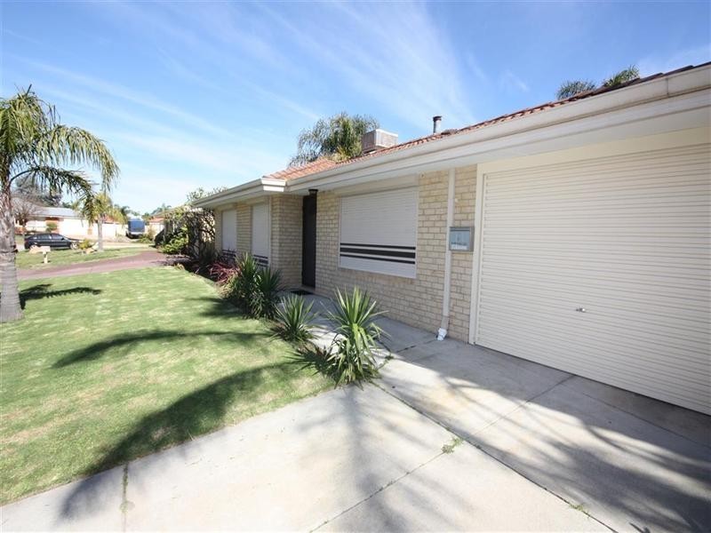 4 Knoll Place, Kiara WA 6054