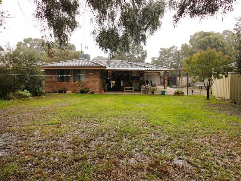 27 Avignon Way, Beechboro WA 6063