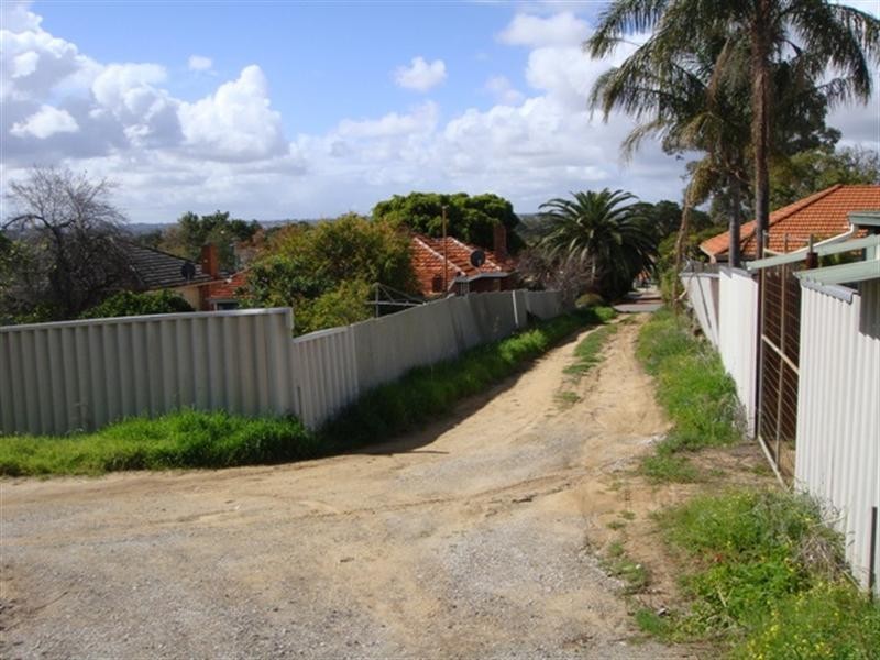 225 Wilding Street, Doubleview WA 6018