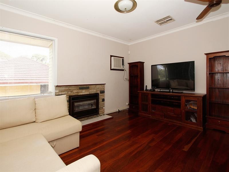 3 Gaunt Street, Eden Hill WA 6054