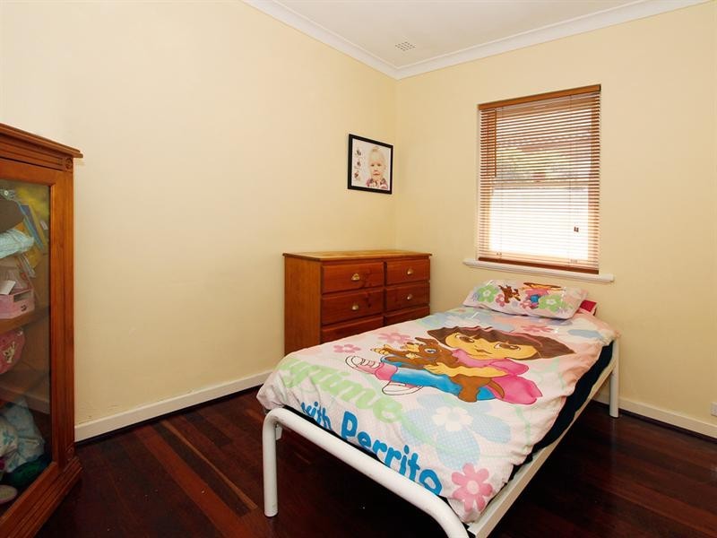 3 Gaunt Street, Eden Hill WA 6054