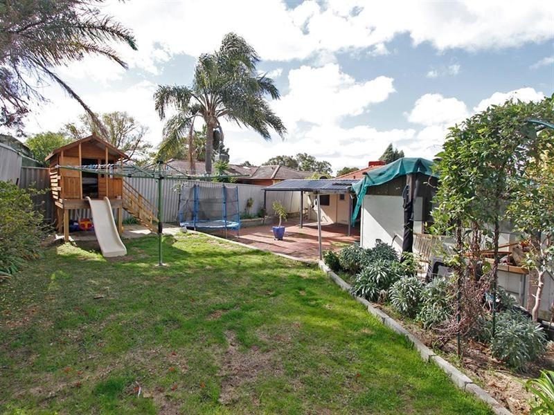 3 Gaunt Street, Eden Hill WA 6054