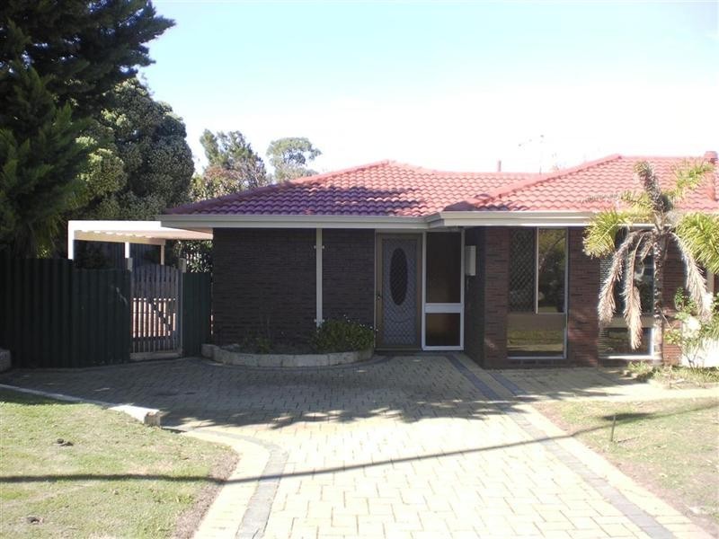 2a Cook Avenue, Hillarys WA 6025