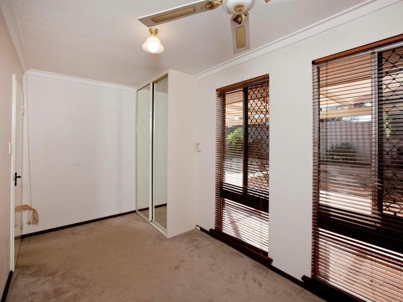 2a Cook Avenue, Hillarys WA 6025