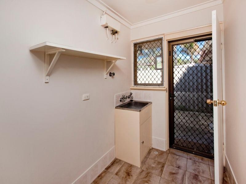 2a Cook Avenue, Hillarys WA 6025