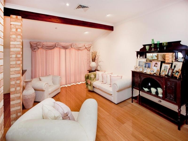 5 Carmil Place, Alexander Heights WA 6064