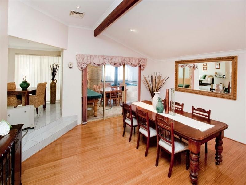 5 Carmil Place, Alexander Heights WA 6064