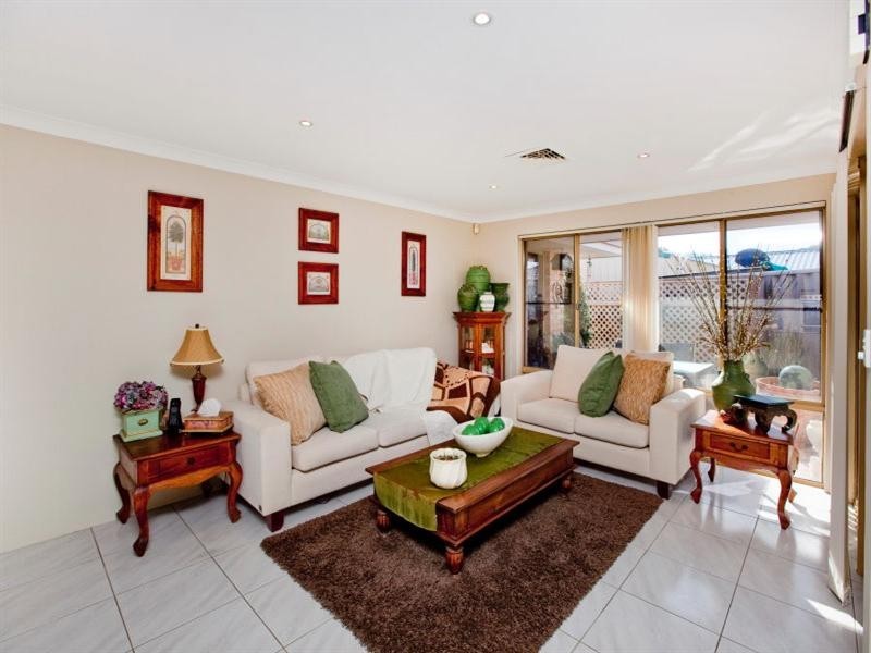 5 Carmil Place, Alexander Heights WA 6064