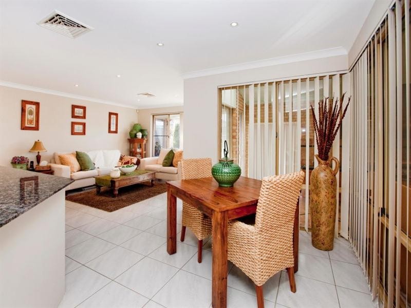 5 Carmil Place, Alexander Heights WA 6064