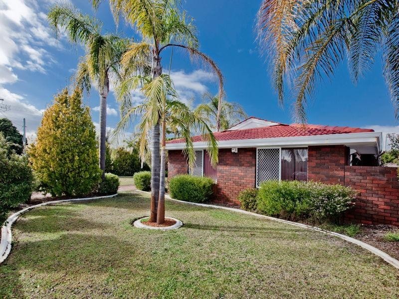 15 Walkington Way, Eden Hill WA 6054