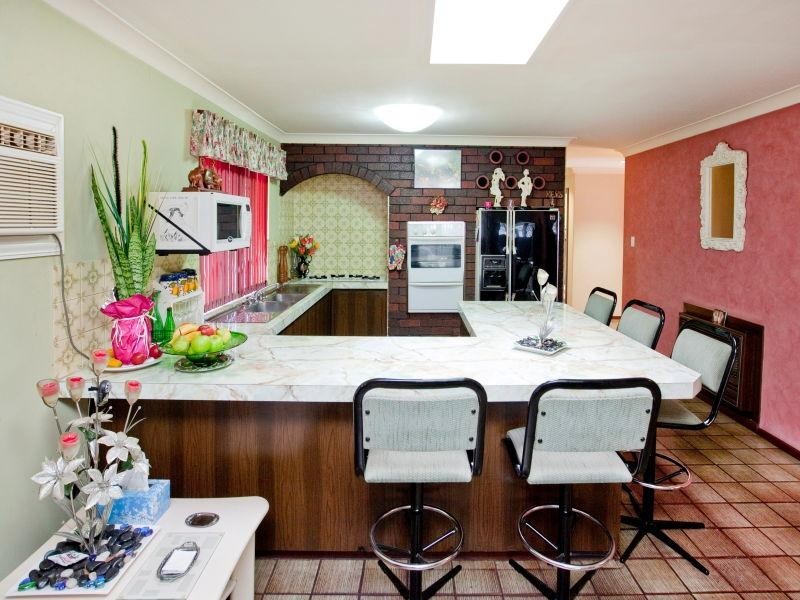 15 Walkington Way, Eden Hill WA 6054