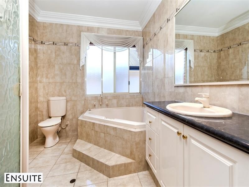 234 Royal Street, Yokine WA 6060