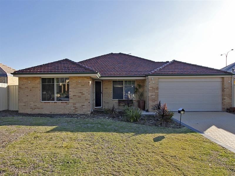 19 Blarney Place, Canning Vale WA 6155