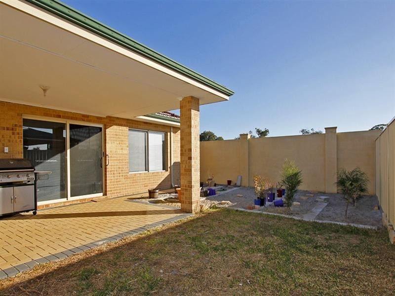 19 Blarney Place, Canning Vale WA 6155