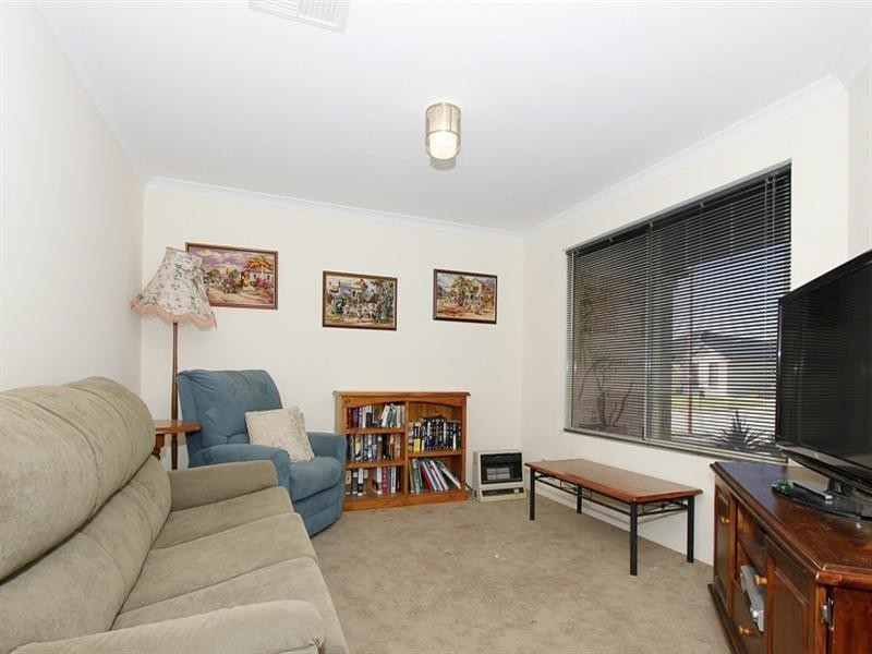19 Blarney Place, Canning Vale WA 6155