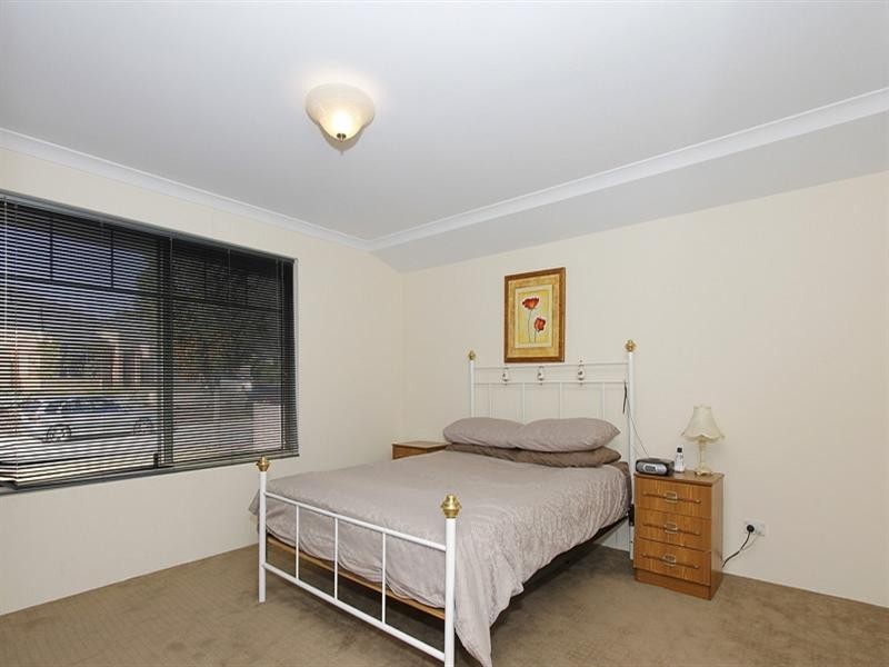 19 Blarney Place, Canning Vale WA 6155