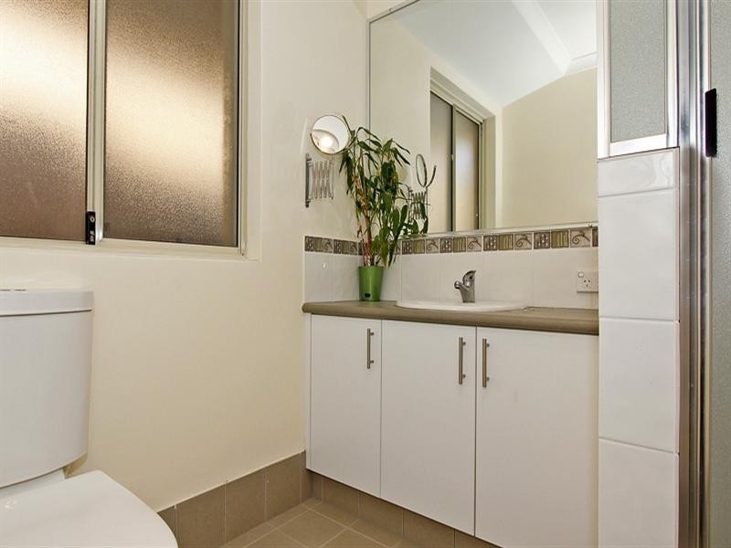 19 Blarney Place, Canning Vale WA 6155