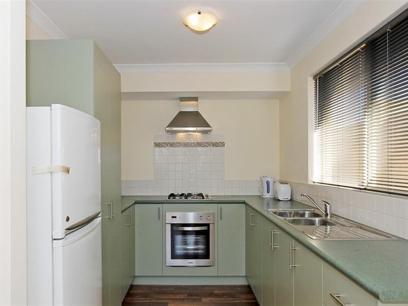 19 Blarney Place, Canning Vale WA 6155