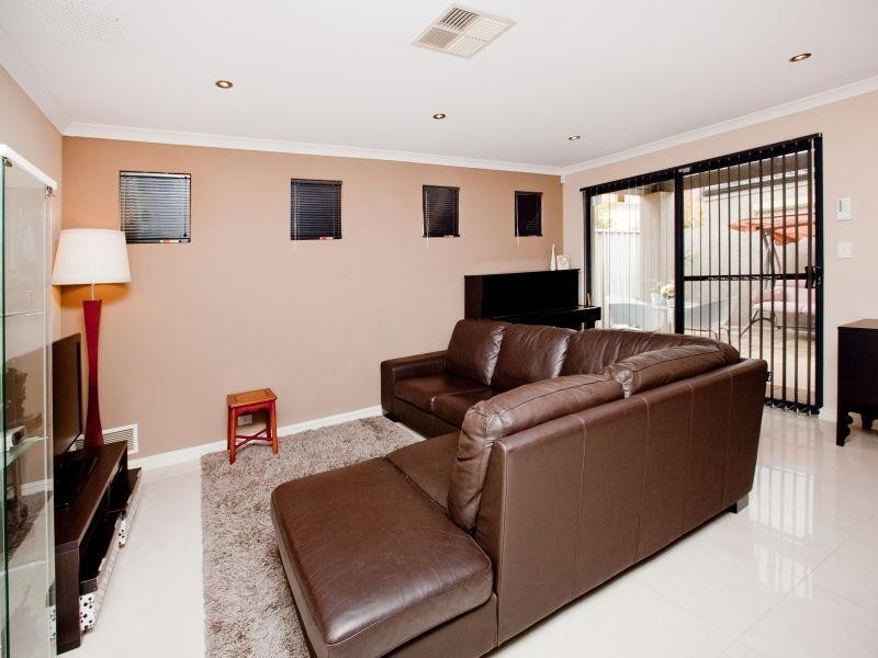 165c Moulden Avenue, Yokine WA 6060