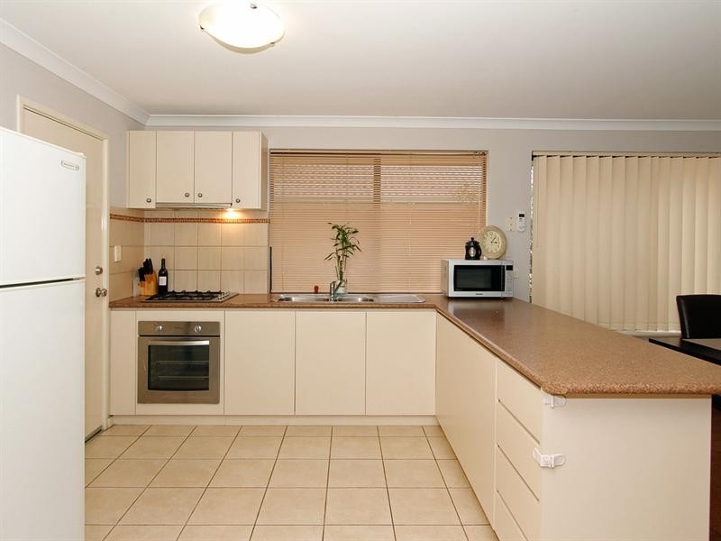 78 Fraser Road North, Canning Vale WA 6155