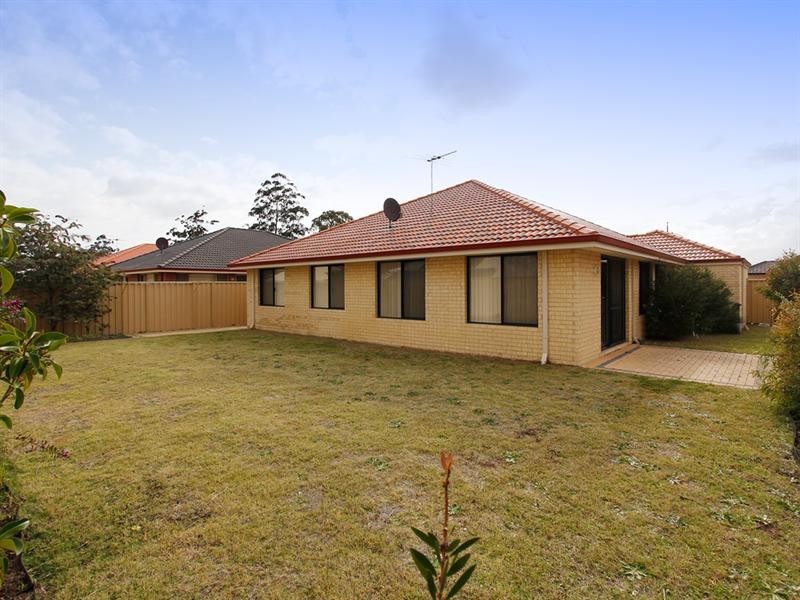 78 Fraser Road North, Canning Vale WA 6155