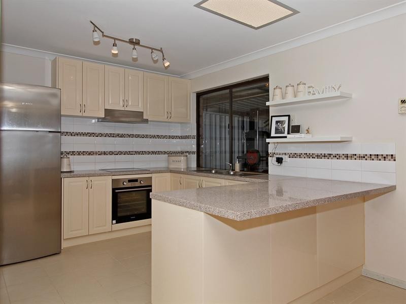 3 Clements Grove, Armadale WA 6112