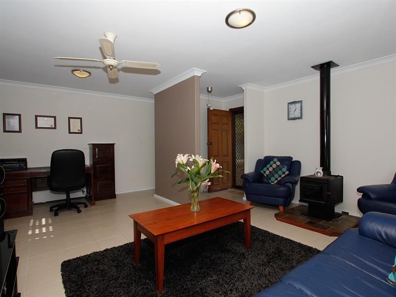 3 Clements Grove, Armadale WA 6112