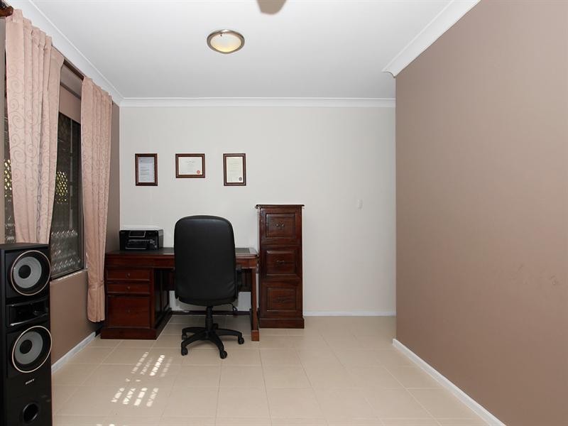 3 Clements Grove, Armadale WA 6112