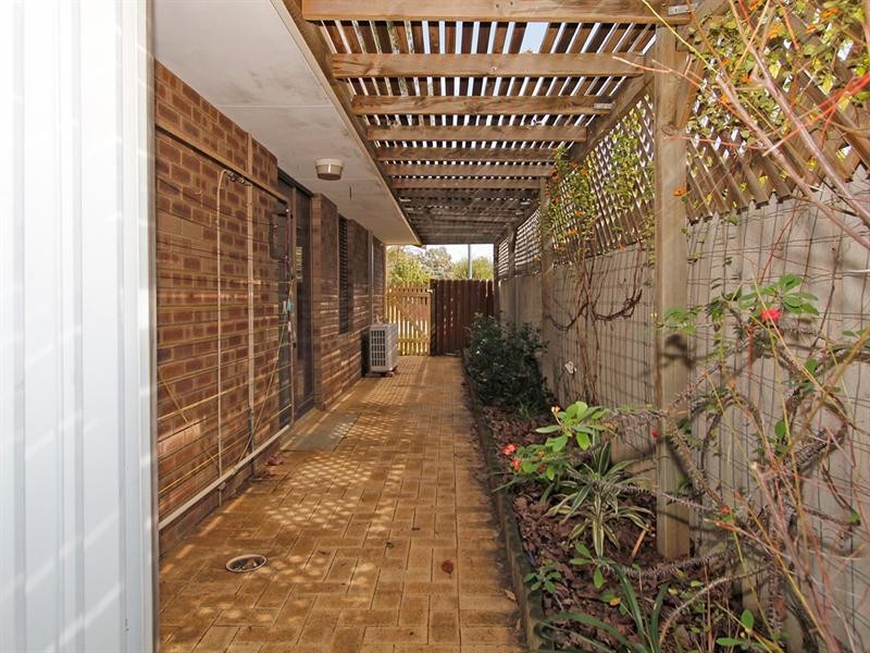 3 Clements Grove, Armadale WA 6112