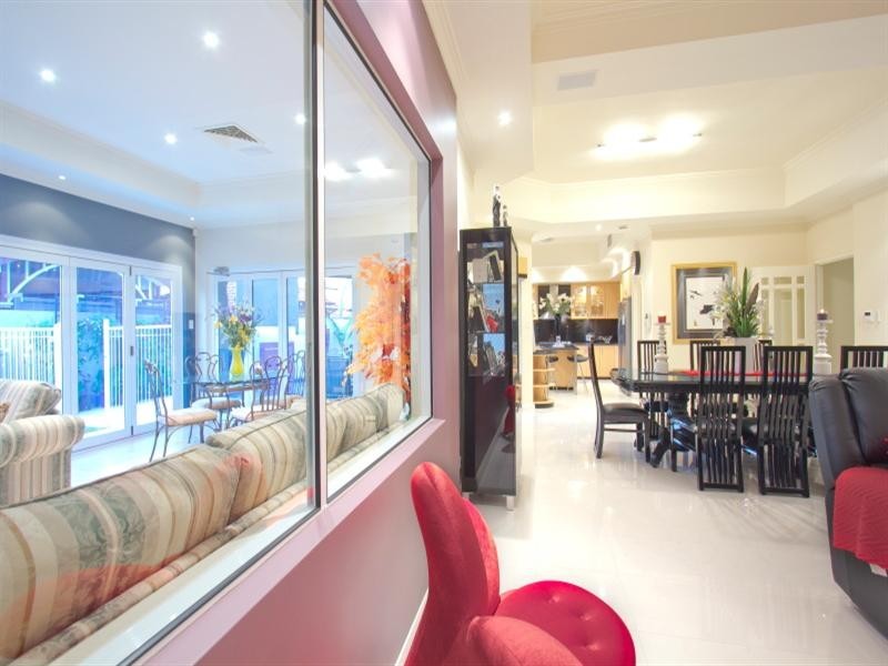 9 Huron Lane, Dianella WA 6059