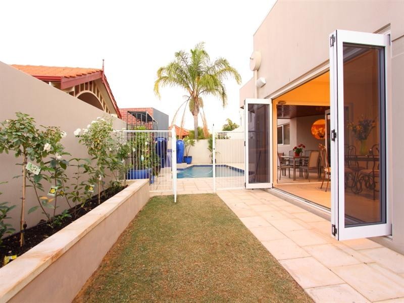 9 Huron Lane, Dianella WA 6059