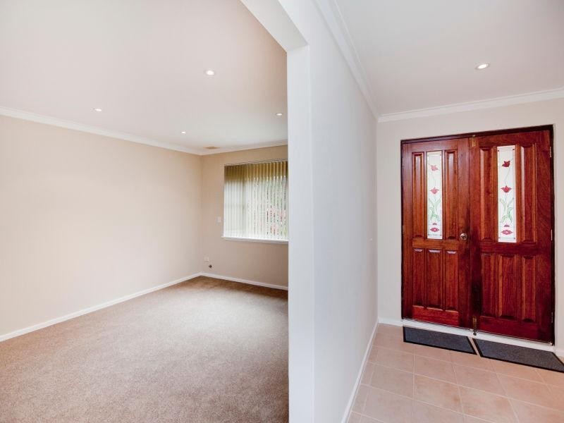 33 Alderhurst Crescent, Bayswater WA 6053