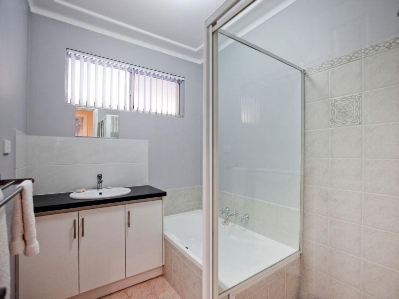 33 Alderhurst Crescent, Bayswater WA 6053