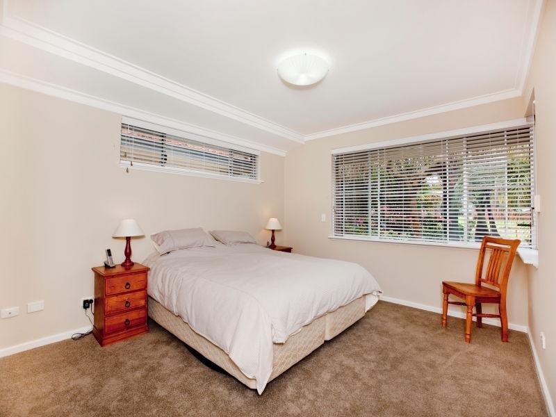 33 Alderhurst Crescent, Bayswater WA 6053