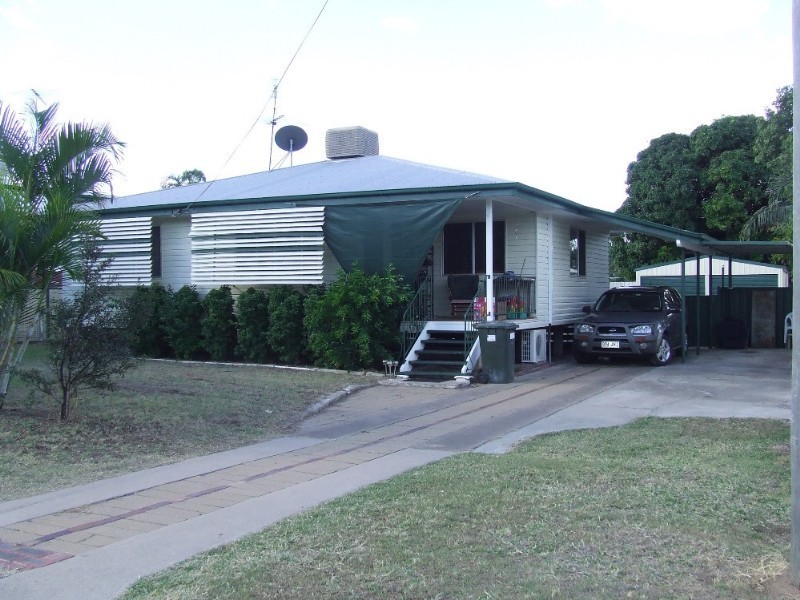 14 Davey Street, Moura QLD 4718