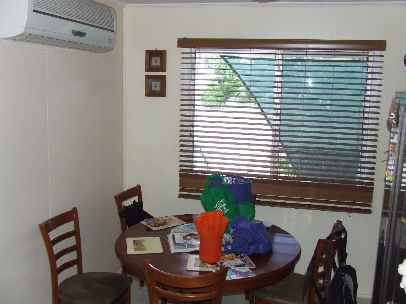 14 Davey Street, Moura QLD 4718