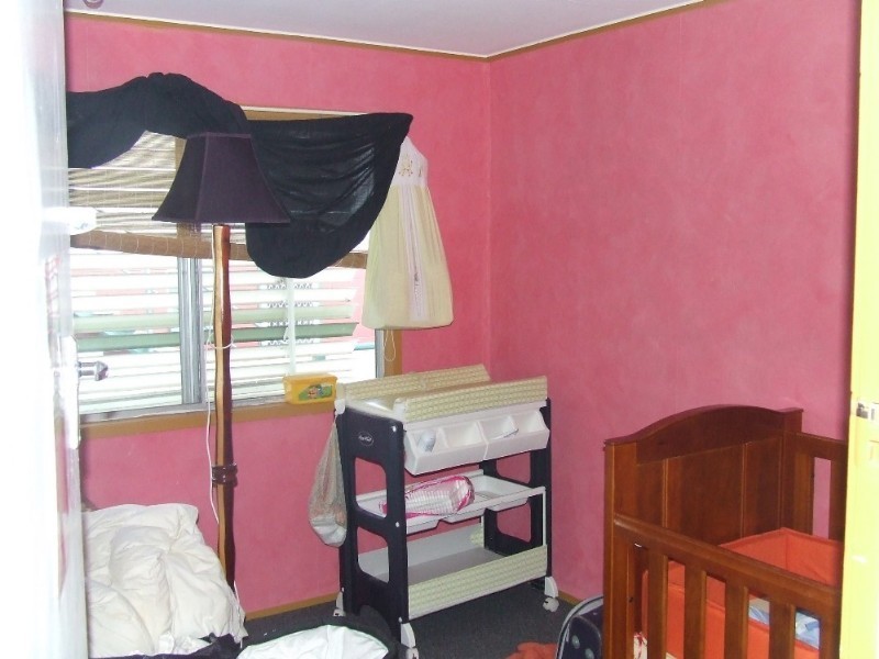 14 Davey Street, Moura QLD 4718