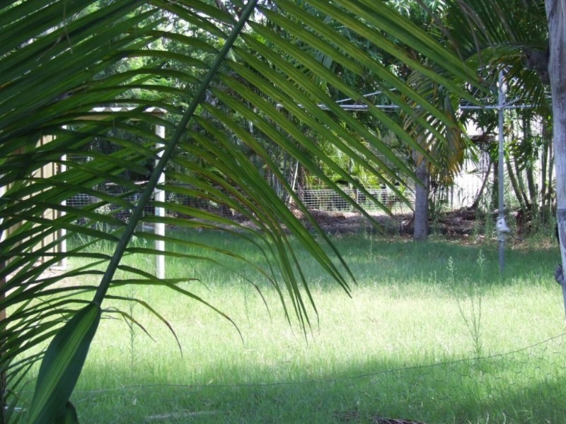 5 Chilton Street, Moura QLD 4718