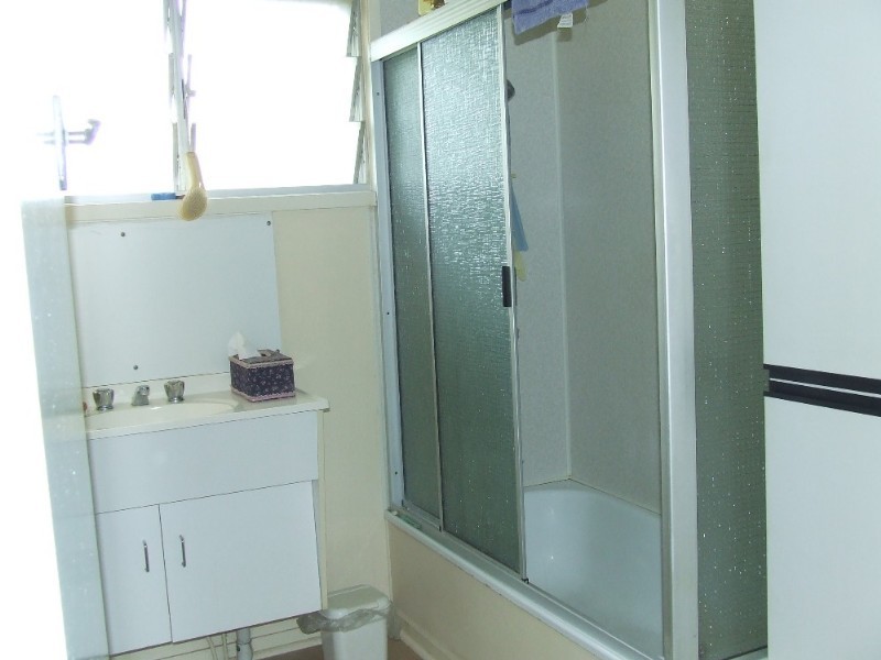 55 Davey Street, Moura QLD 4718