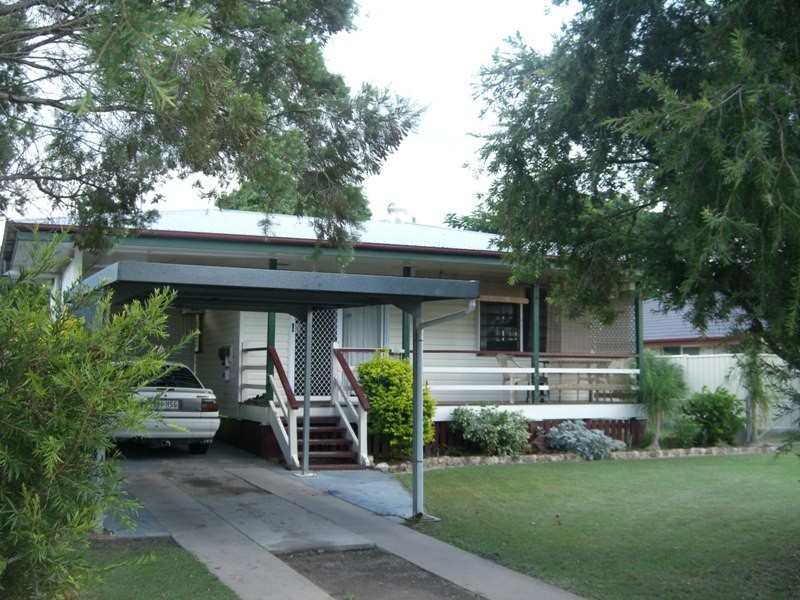 15 McArthur Street, Moura QLD 4718