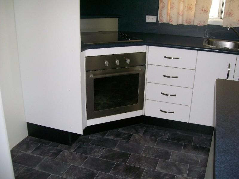 8 Shirley, Moura QLD 4718