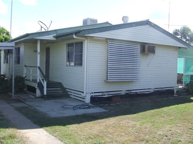 61 Davey Street, Moura QLD 4718