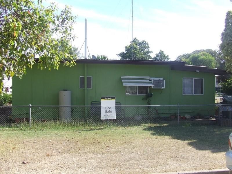 2 Eleventh Avenue, Theodore QLD 4719