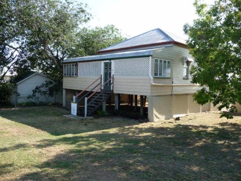 29 Bowen Street, Banana QLD 4702